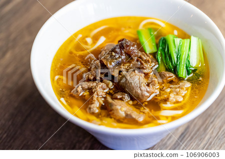 牛肉麵(新肉麵) 牛肉麵(新肉麵) 106906003