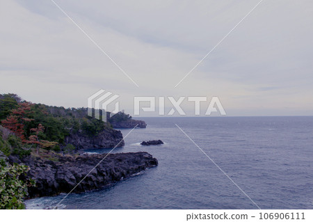 Sea and sky of Jogasaki coast 106906111
