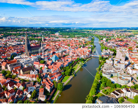 Ulm Minster aerial panoramic view, Germany 106906450