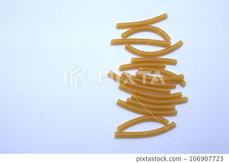 Dried pasta short pasta material 106907723