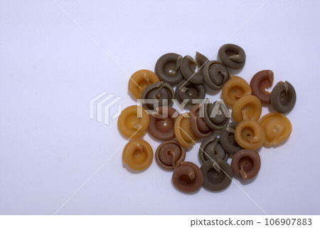 Dried pasta cappelletti ingredients Dried pasta cappelletti ingredients 106907883