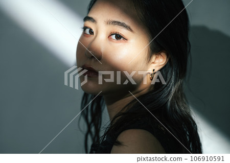 年輕的女士的肖像 年輕的女士的肖像 106910591