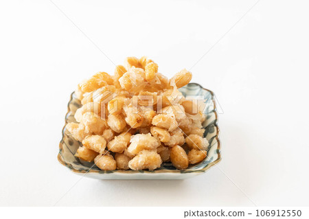 Fried boiled soybeans 106912550