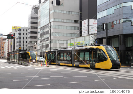 Before opening: Utsunomiya light rail test run train (LIGHTLINE) Before opening: Utsunomiya light rail test run train (LIGHTLINE) 106914076