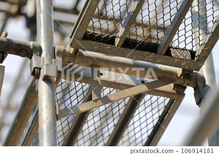 Image of preliminary scaffolding for newly built detached house Image of preliminary scaffolding for newly built detached house 106914181