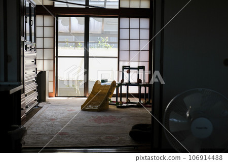 quiet country room 106914488