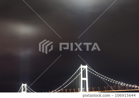 Muroran Shiratori Bridge illuminated at night Muroran Shiratori Bridge illuminated at night 106915644