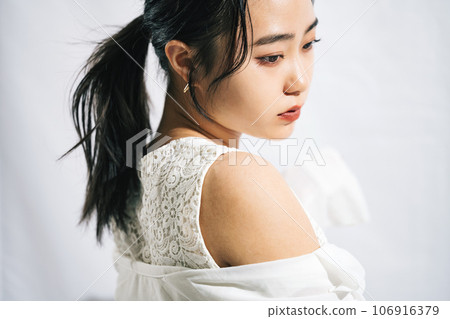 年輕的女士的肖像 106916379