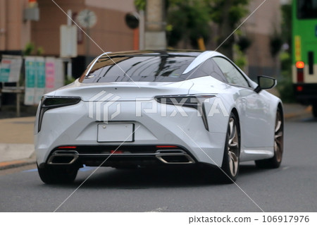 白色跑車形象 106917976