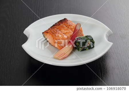烤三文魚 圖像 106918070