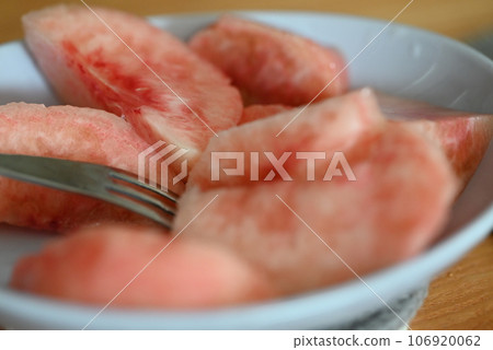 美味的鮮切桃子 106920062