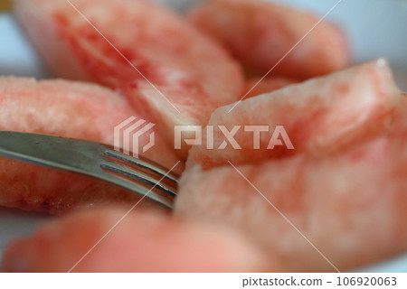 美味的鮮切桃子 106920063