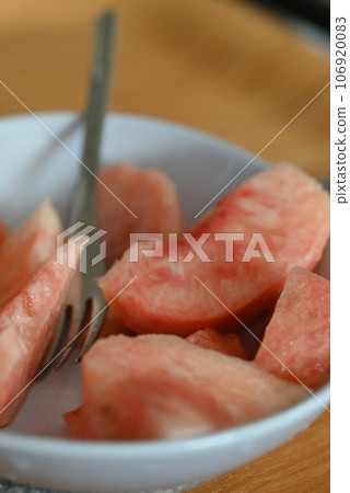 Delicious fresh cut peaches Delicious fresh cut peaches 106920083