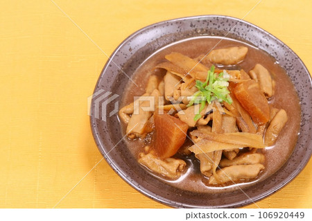 煮味噌、煮多特、煮塊根類蔬菜、配菜 煮味噌、煮多特、煮塊根類蔬菜、配菜 106920449