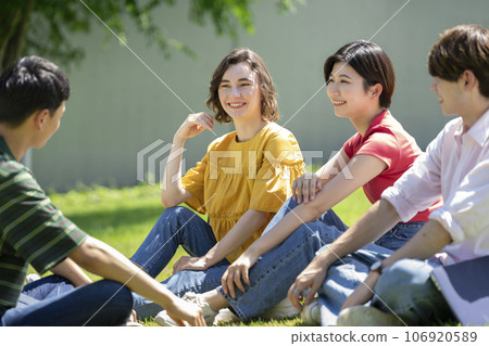 Campus life, study abroad, international exchange image Smiling students Campus life, study abroad, international exchange image Smiling students 106920589