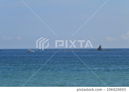 Eboshi Rock Southern Chigasaki 106920693