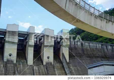 颱風過後的日吉水壩 106920974