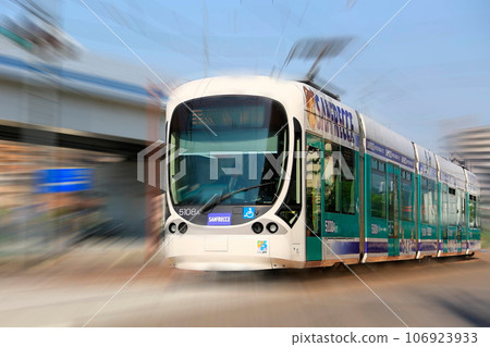 運行有軌電車 運行有軌電車 106923933