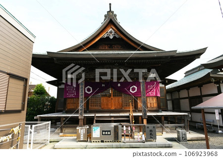 [Saijo City, Shikoku 88 Temple Pilgrimage, Iyo, 62nd Temple “Hojuji” Main Hall] 106923968