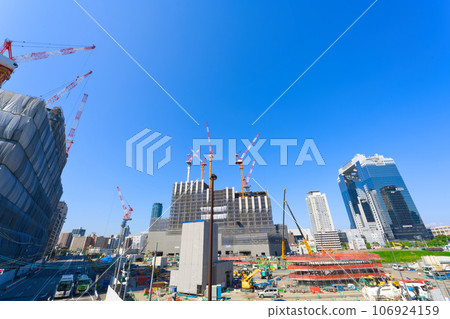 [Osaka Prefecture] September: Underground construction for “Umekita Phase 2” in front of Osaka Station 106924159