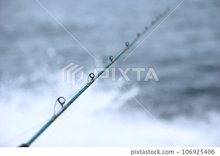 sea fishing image 106925406
