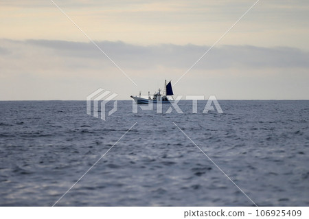 sea fishing image sea fishing image 106925409