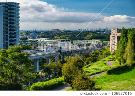Monorail track seen from Saito Nishi Park 106927016