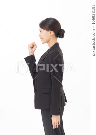 穿著西裝的側面肖像 穿著西裝的側面肖像 106928193