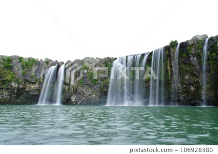 Kyushu tourist attraction Harajiri Falls, Oita Prefecture, the magnificent Niagara of Kyushu 2018-06-17 106928380