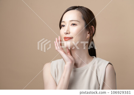 Beauty woman 106929381