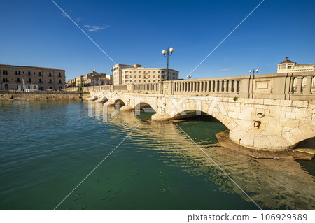 bridge in Syracuse bridge in Syracuse 106929389