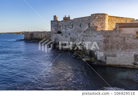 medieval Maniace's Castle  106929518