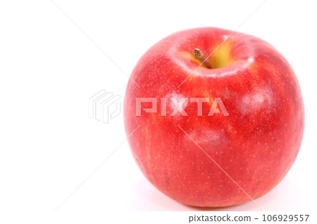 1 whole red apple Jonagold bright background 106929557