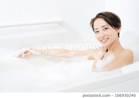 泡泡浴沐浴時間治愈 106930240
