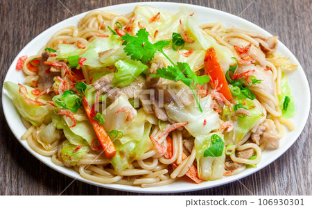 Grilled rice noodle Grilled rice noodle 106930301