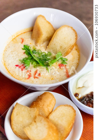 Salted soybean paste (Shentoujiang) 106930733