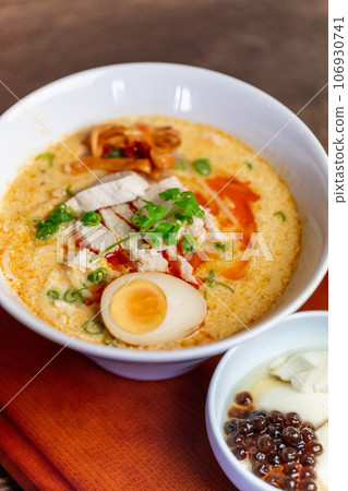 黃豆雞湯麵 106930741