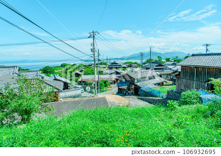 Ordinary daily life in Teshima 106932695
