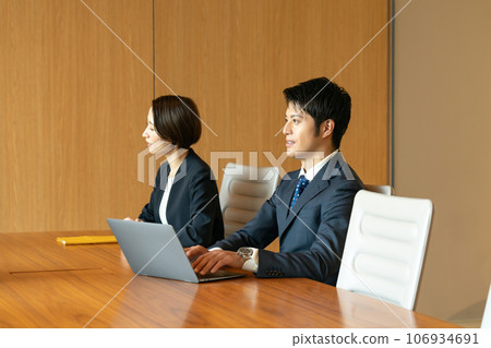 商務洽談 106934691