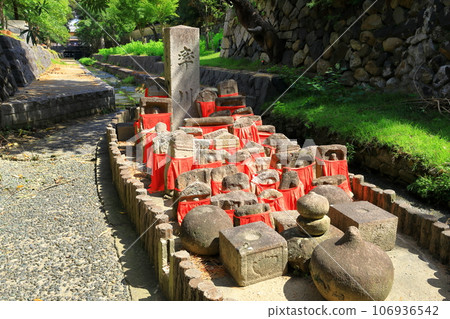 長谷川地藏奈良町石佛 長谷川地藏奈良町石佛 106936542