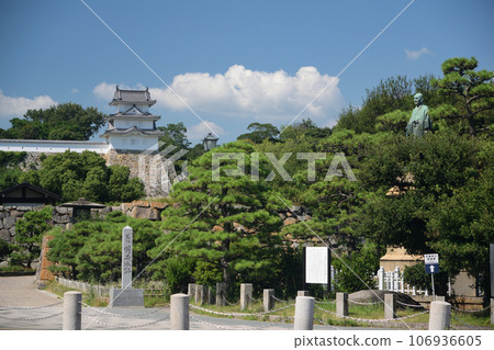 Akashi Castle Park Entrance 106936605