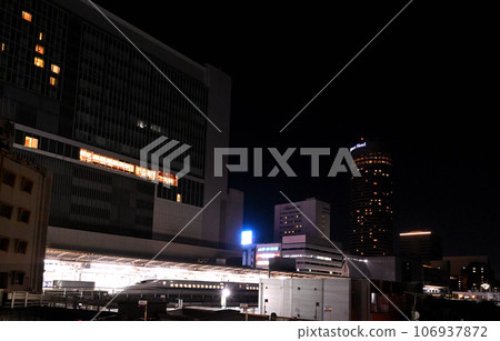 Tokaido Shinkansen Shin-Yokohama Station 106937872