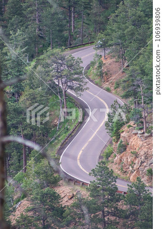 Mountain Pass Driving down from Estes Park 106939806