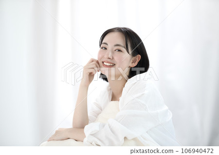 年輕女性的美麗形象 年輕女性的美麗形象 106940472
