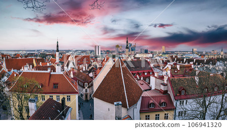 Tallinn view at sunset 106941320