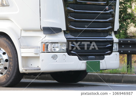 Truck headlights Truck headlights 106946987