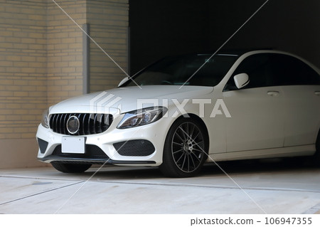 White sedan image White sedan image 106947355