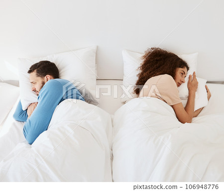 Divorce, angry and couple ignore in bed after fight, argument or dispute in their home from above. Marriage, stress and top view of frustrated man and woman in a bedroom with crisis, fail or conflict Divorce, angry and couple ignore in bed after fight, argument or dispute in their home from above. Marriage, stress and top view of frustrated man and woman in a bedroom with crisis, fail or conflict 106948776