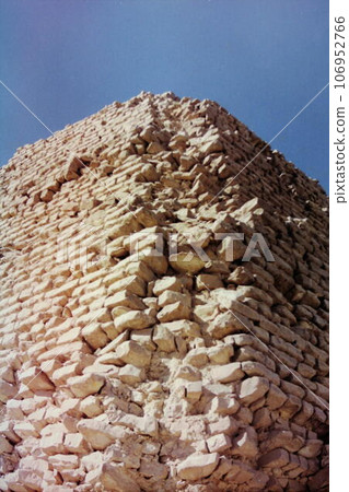 埃及神秘的金字塔 106952766