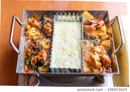 Cheese Dak-galbi Cheese Dak-galbi 106953628